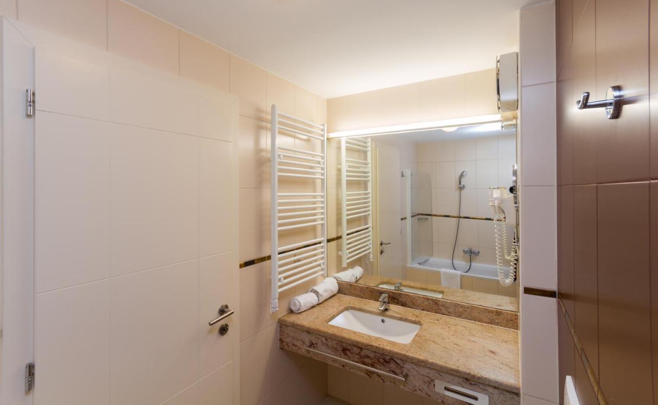 Premium Marina Apartments With Sea View By Locap Group Portorož Eksteriør bilde